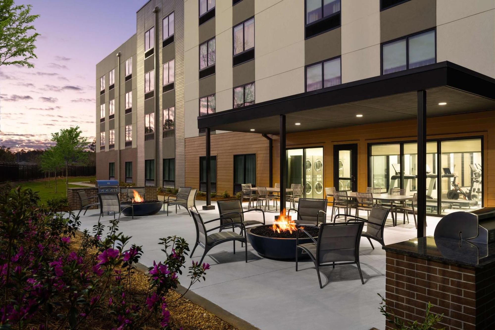 Hyatt Studios Mobile/Tillmans Corner Exterior photo